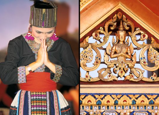 En signe d'adoration (Gauche : Chiang Maï - Thaïlande - 2002 / Droite : Marble Temple - Bangkok - 2002)